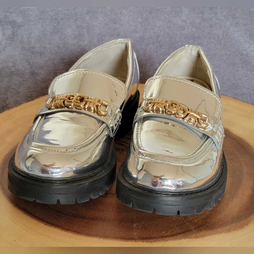 Sam Edelman Kids Sz 2 Teo Platform Metallic Silver Loafers with Gold Chain - Picture 11 of 16